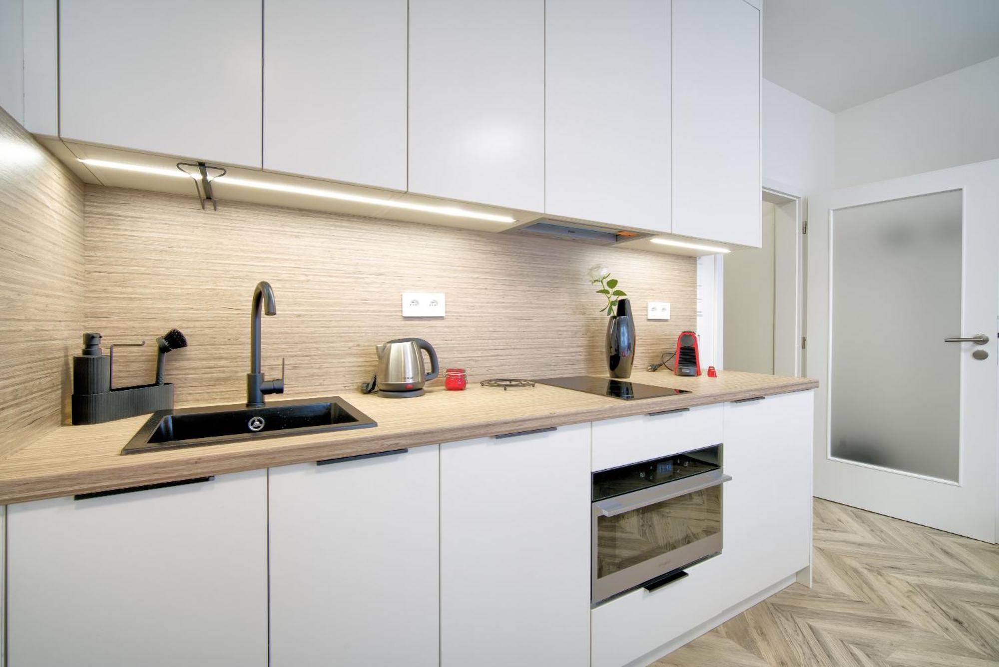 City Relax Apartments With Free Parking, 10 Mins Walk To City Centre Брно Экстерьер фото