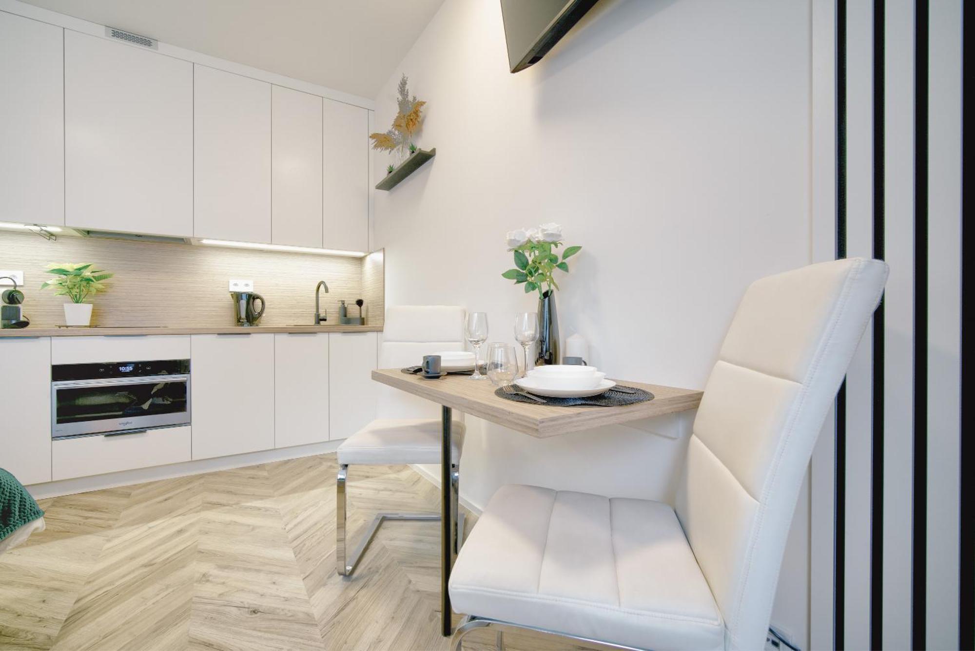 City Relax Apartments With Free Parking, 10 Mins Walk To City Centre Брно Экстерьер фото