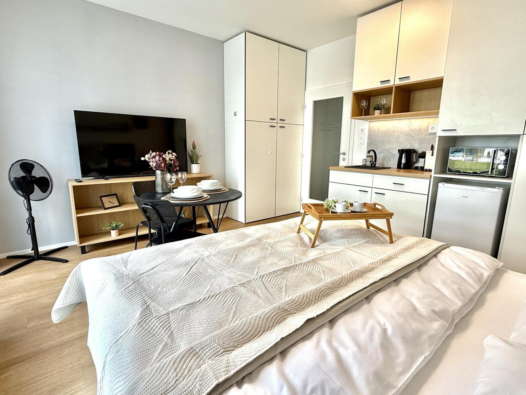 City Relax Apartments With Free Parking, 10 Mins Walk To City Centre Брно Экстерьер фото